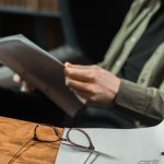 Sekretne nici fabuł: motywy, które napędzają najlepsze powieści