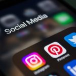 Cyfrowy reset: odzyskaj spokój i czas – plan przerwy od social mediów w 7 krokach