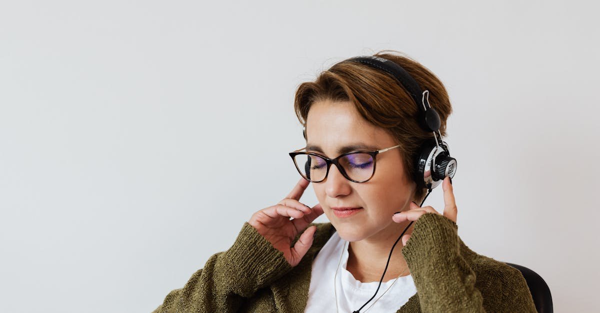 Zasypiaj mądrzej: audiobooki jako kojący rytuał na dobranoc