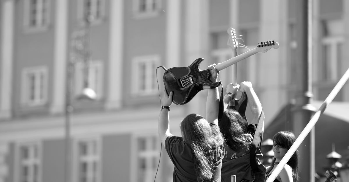 Riffy na wielkim ekranie: filmy, które musisz zobaczyć, jeśli kochasz rocka